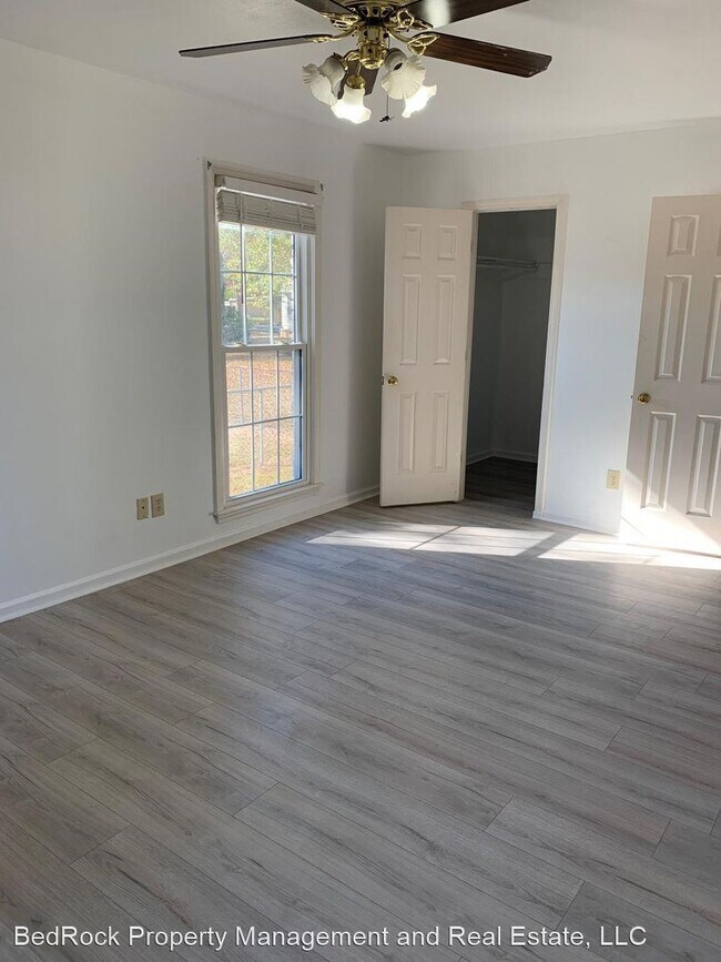 Building Photo - 4 br, 3 bath House - 1805 Durant Dr