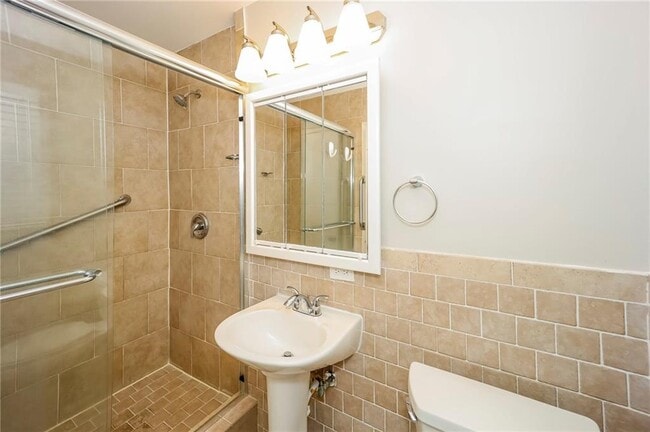 Building Photo - 6712 Collier Way