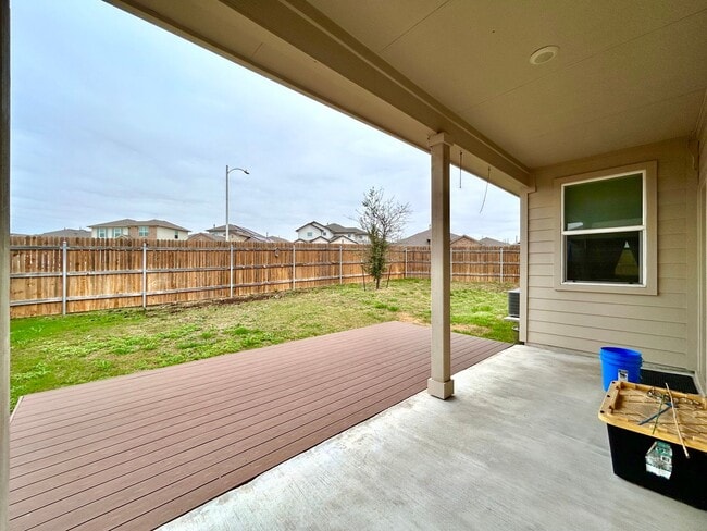 Building Photo - Light-Filled 4 Bedroom, 2 Bath Home with Deck & Fenced Backyard
