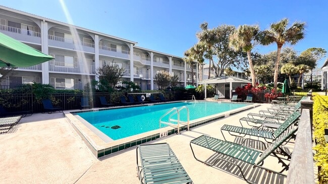 Building Photo - Altamonte Springs Apartment Coming SOON!