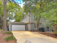 Building Photo - 3735 Donovan Dr