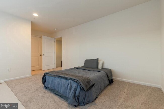 Building Photo - 42253 Marble Cyn Ter