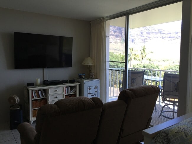 Building Photo - 497: MVT-0432