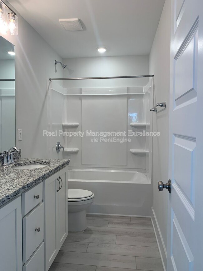 Building Photo - 150 Steppe Wy