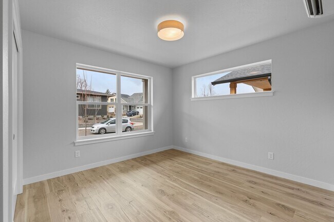 Building Photo - 253 Rockfellow Pl