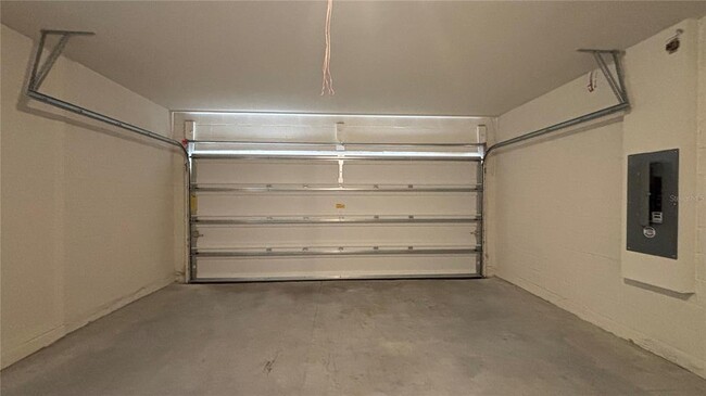 Building Photo - 2980 Waterlily Wy