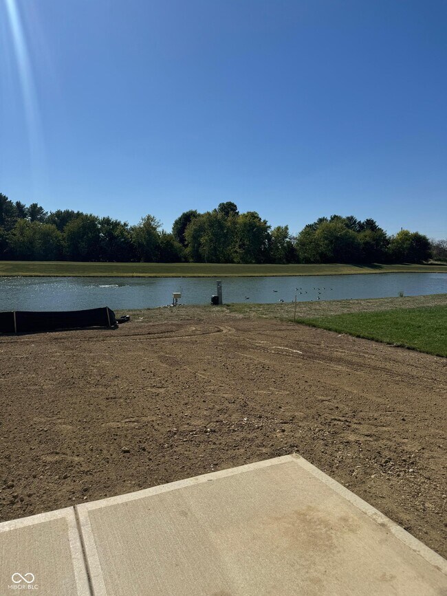 Building Photo - 7581 Fallsworth Dr