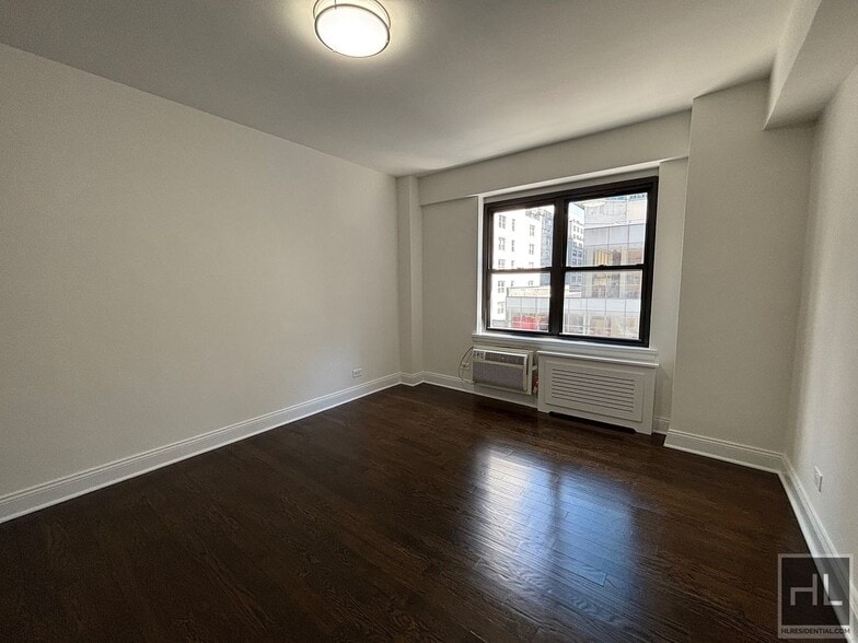 Building Photo - EAST 57 STREET