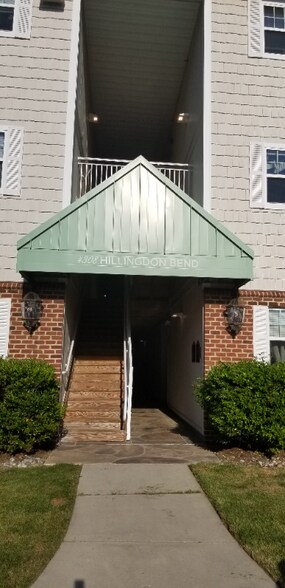 Building Photo - 4308 Hillingdon Bend