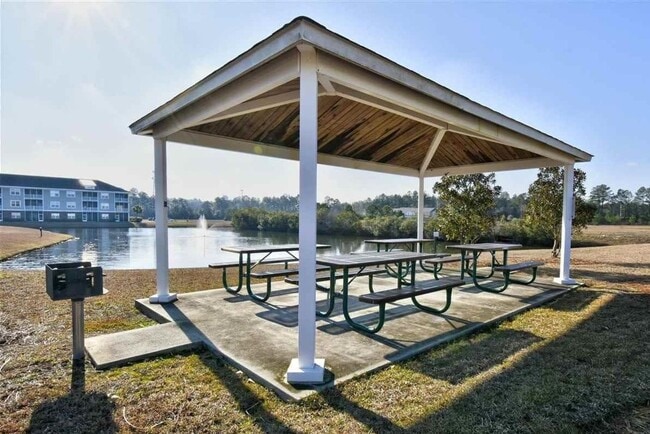 Building Photo - First floor, Unfurnished 3 Bedroom, 2 Bath...