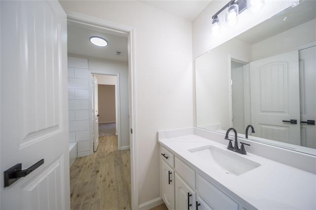 Building Photo - 2740 Fern Valley Ln