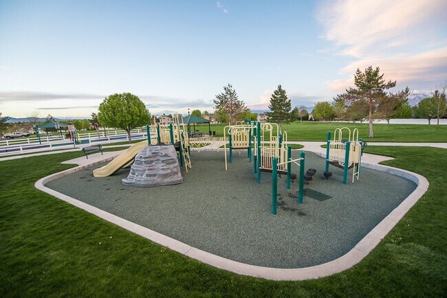 Building Photo - 14411 S Ashburn Way