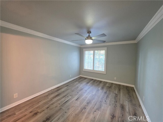 Building Photo - 5525 Canoga Ave