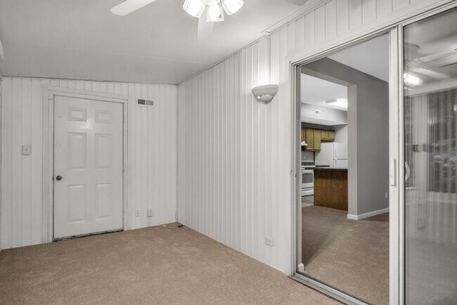 Building Photo - 5006 Liza Ln