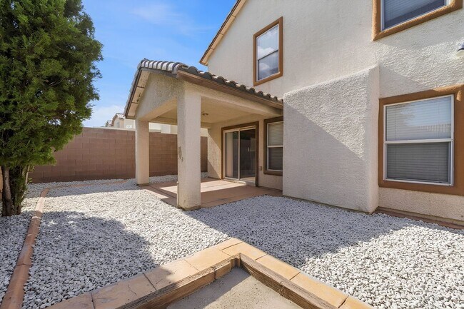 Building Photo - 9021 Spirit Canyon Ave