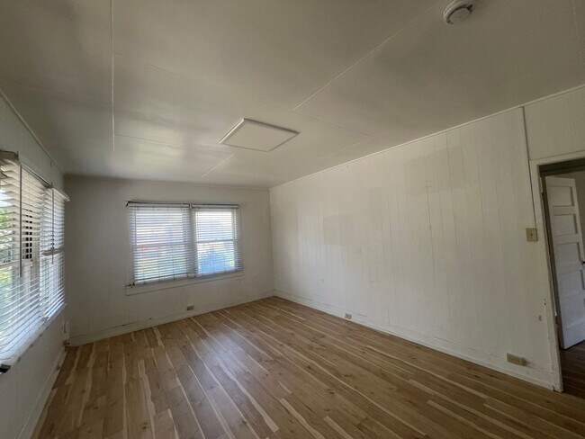 Building Photo - 779 Mahiai Pl