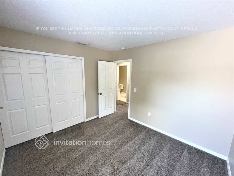 Building Photo - 10420 Frog Pond Dr