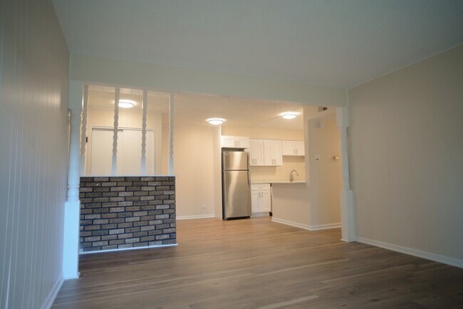Building Photo - 1205 Pleasant Run Dr