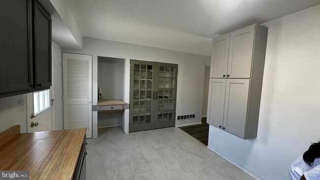 Building Photo - 44 Rickmar Ln