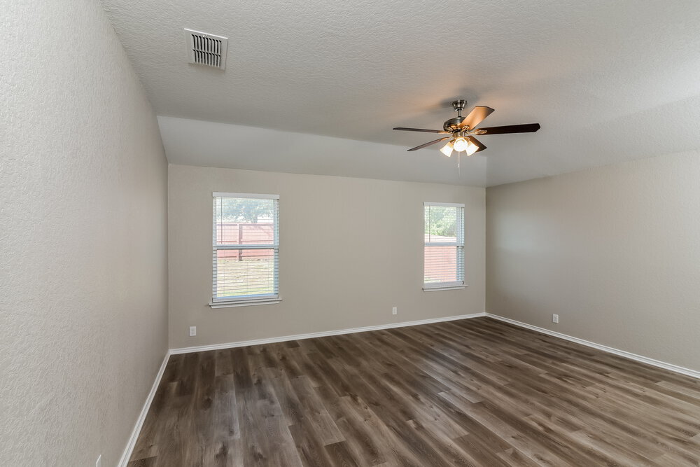 Building Photo - 14014 Tyler Pt