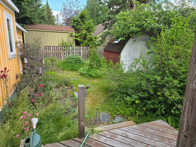 Building Photo - 1551 Sunrise Dr