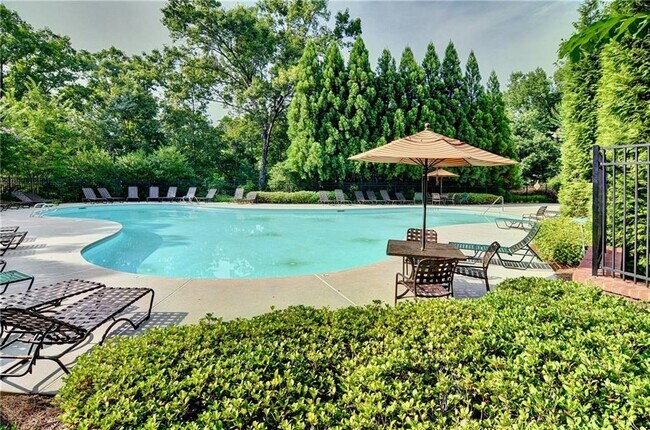 Building Photo - 1303 Creekside Pl SE