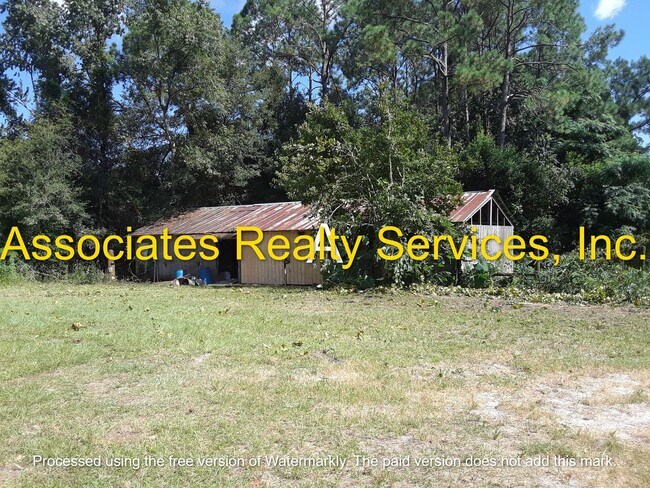 Building Photo - 3 Bed/ 2 Bath Home on 5 Acres in Archer, F...