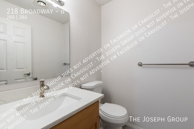 Building Photo - 218 Broadway-6