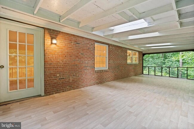 Building Photo - 7795 Penn Manor Ct