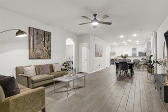 Building Photo - 31607 Eldorado Ln