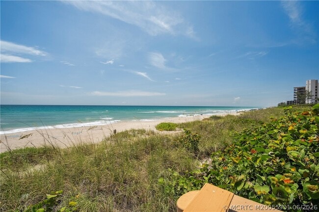 Building Photo - 10680 S Ocean Dr