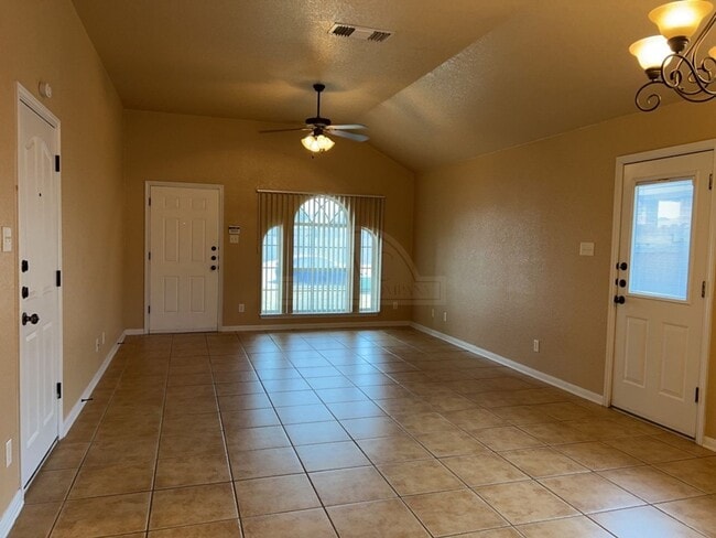 Building Photo - 4701 Autumn Valley Dr