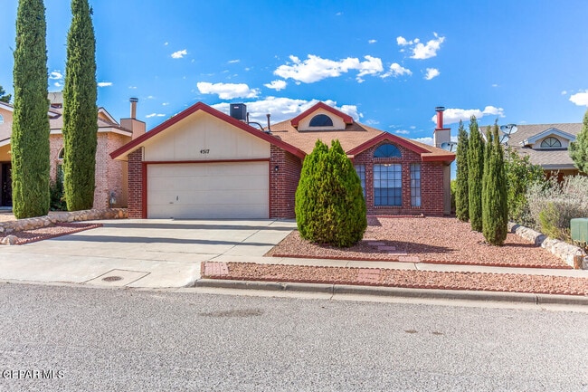 Building Photo - 4517 Loma De Cobre Dr