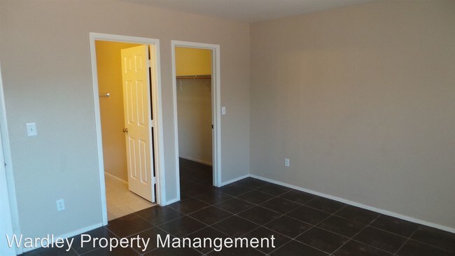Building Photo - 617 Black Sand Ct