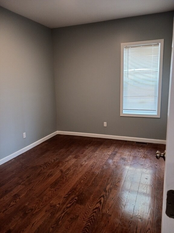 Building Photo - 202 Hope St