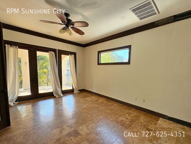 Building Photo - 1152 Lagoon Rd