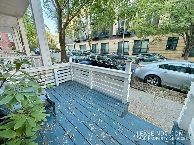 Building Photo - 2323 17th St NW