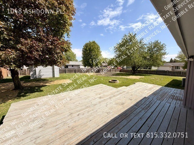 Building Photo - 1048 Ashdown Pl
