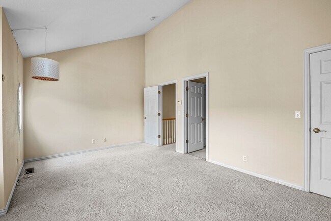 Building Photo - 3740 E 1st Ave
