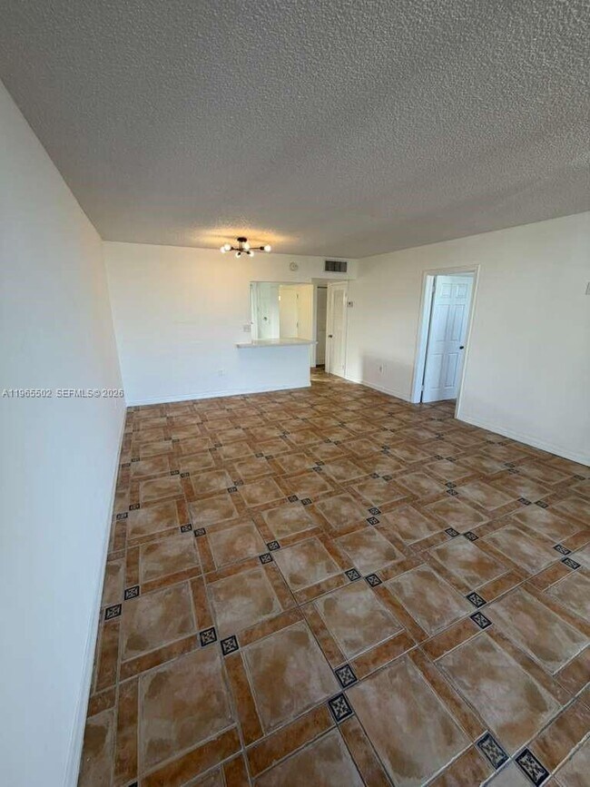 Building Photo - 7850 Byron Ave