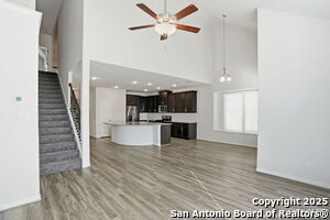 Building Photo - 204 Tiltwood Ct