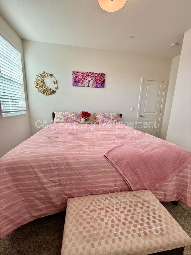 Building Photo - 5125 Mink Ct