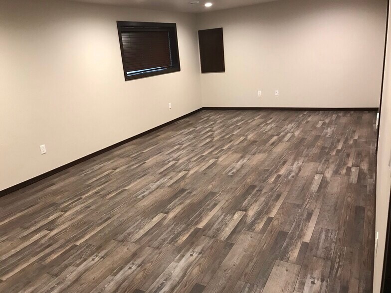 Building Photo - 1490 Arctic Ct