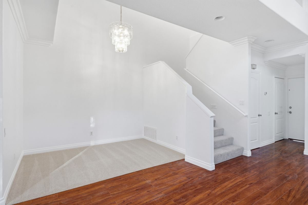 Building Photo - 8261 E Alpine Ct