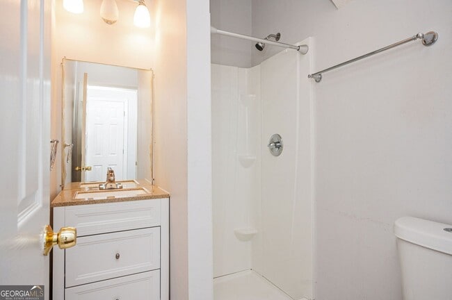 Building Photo - 983 Bridgegate Dr NE