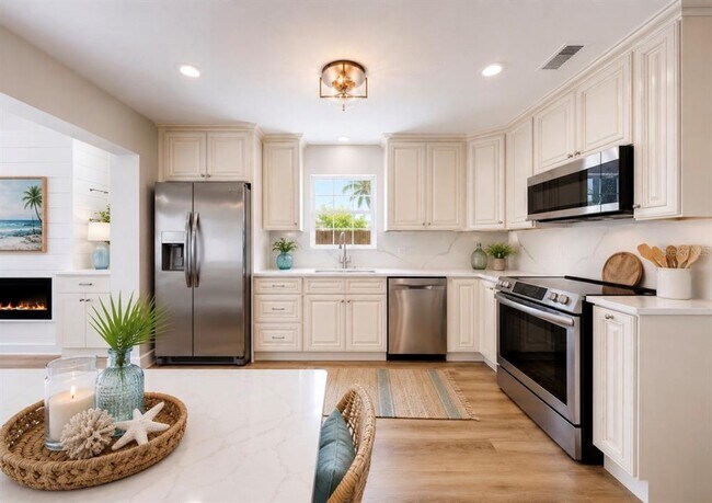 Building Photo - 6513 Abaco Dr