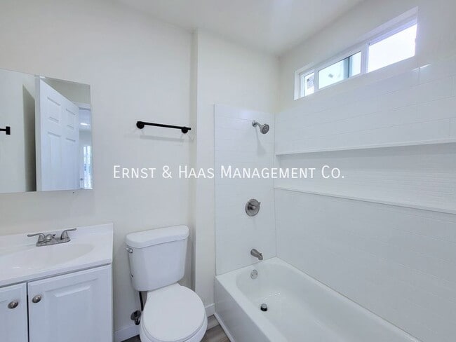 Building Photo - 3311 D Platt Ave