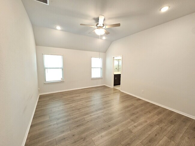Building Photo - Gorgeous First Time Rental, 4 bed, 3 full bath with flex room which could be used as a 5th bedroo...