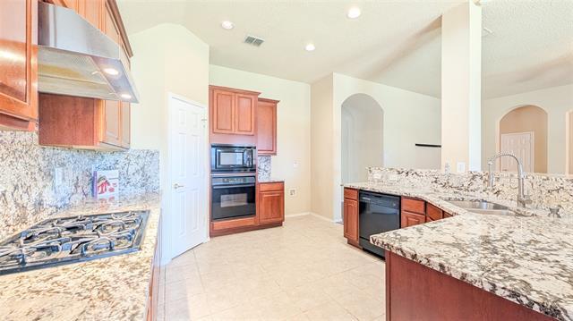Building Photo - 4950 Autumn Hill