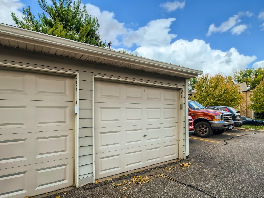 Included one car garage is perfect for winter! - 2100 Ridge Dr